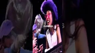 Реакция знаменитостей на фанатов, бросающих вещи на сцену 💐📿