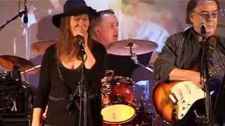 The String Beats - Simply The Best