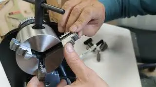 雷切機Y軸旋轉三爪夾頭進頭安裝
