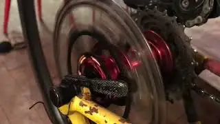 Broken Superstar hub