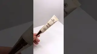 Тонирующая база-уход с гиалуроновой кислотой Tinted Base Primer #evamosaic #primer