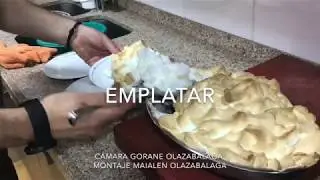 Receta de souflé Alaska con helado de nata, fresas y plátano por Josemi Olazabalaga de Aizian