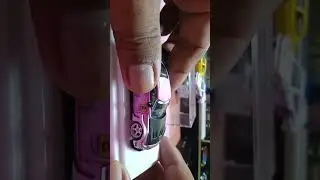 Try use the Magnet for Display.....