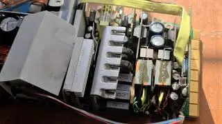 Symmetra  RM 700-01068480  800w не работает узел связи