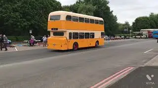 Metrocenter vintage bus rally 2021