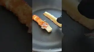Low-Carb Mozzarella Sticks