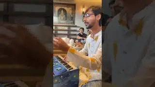 bhairavi bandish - by tanmay deochake in front of murari bapu