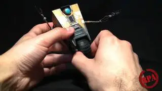 NECA Borderlands ClapTrap CL4P-TP figure review