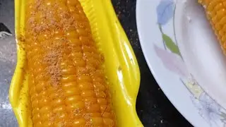 KFC style corn on the cob,2 tricks to make it melt in mouth 😋 by sumptuous food 