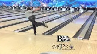 Mike Hamilton Bowling Breaks World Record. 11 strikes in a minute.