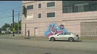 International artist creates mural in Youngstown to inspire peace