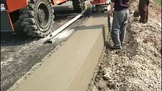 Concrete Curb Paver Machine With Hydraulic System