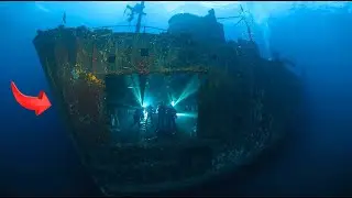 Exploring a Silent Yacht in the Middle of the Atlantic