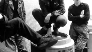 The Cure - Desperate Journalist (Grinding Halt Demo)
