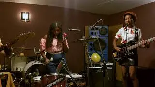 Big Joanie - Cranes in the Sky (Solange Knowles live cover)