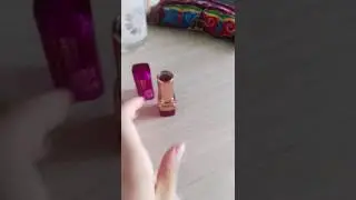 amazing color changeable by weather lipstick