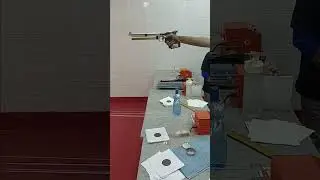 10M Air Pistol lifting technique