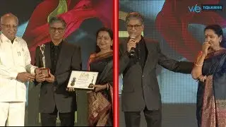 Vijay's Victory is my biggest achievement - S A Chandrasekar and Shoba Funny Interaction at weawards