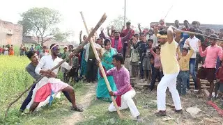 चिरकुटवा ने क्या किया की गांव वाला दौड़ा दौड़ा कर पिटाई करने लगी | रियल में देख लीजिए