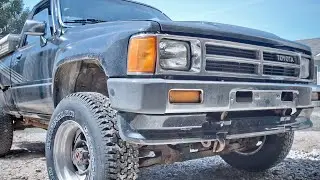 Cold Start: 1987 Toyota Pickup 4x4 22r Hilux