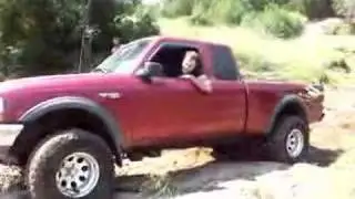 Ford Ranger rock crawling!