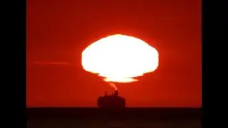 An interesting sunset mirage and mirage of Farallon Islands