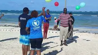 Team building at the beach-0706494806