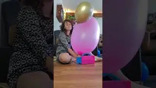 What should I do with my Gl balloon ? #girlcute #modeldiscovery #bigballoons #balloonfun #looner