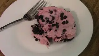 No Bake Chocolate Cherry Bars
