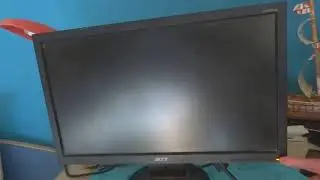 Accer Monitor: On/Off light blinking