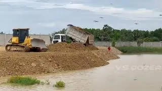 #EP3 Best Action Land Fill Dozer KOMATSU 51PX Pushing Rock & Dump Truck