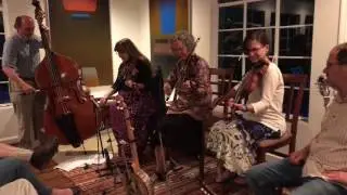 Schottiche in 3(4) part fiddle harmony - Rosin Sisters