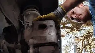 2009 Kia spectra strut assembly replacement