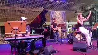 Jordan Wei Trio ft. Charlene Su @ Esplanade Concourse (The List)