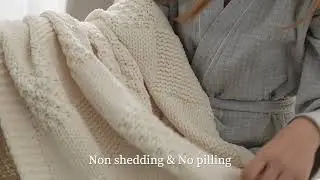 Am&eacute;lie Home Checkered Throw Blanket