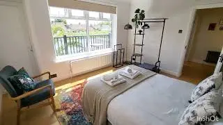 The Palms Arundel River Castle AirBnB