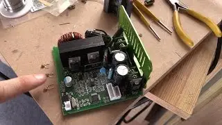Hacking apart the MPT-7210A MPPT Solar Charge Controller