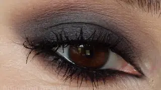 Easy way to create Smokey eye makeup #tutorial 