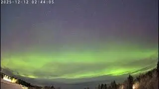 Webcam timelapse of Aurora 12.12.2025. Mainly green color visible this time.