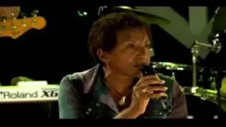 Mariana Aydar canta 