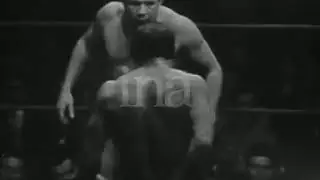 Jose Tarres vs. Dr. Adolf Kaiser (jip) - Paul Villars vs. Juan Botana