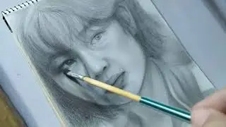 Charcoal or Graphite Drawing Quick Tip Tutorial on Contrast, Value Range, and Discussion on Realism
