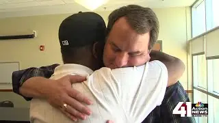 Man risks his life to save I-435 crash victim