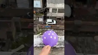 Throwing WaterBalloon From Tall Building 💦 🎈#waterballoon #satisfying #poppballons