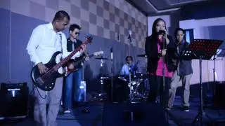 Set Fire to the Rain - Adele (cover by 21st Floor)