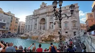 ROME - FONTANA DI TREVI ( TREVI FOUNTAIN ) 4K