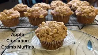 Delicious Apple Cinnamon Crumb Muffins Recipe - The Perfect Fall Muffin