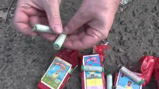 Verschiedene alte Bo Peep Pyro Cracker - graue Lunte