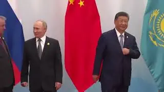 Xi Jinping, Modi & Putin Exchange Laughs in China