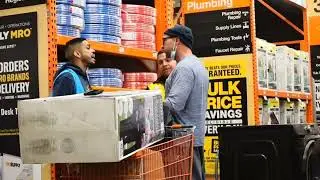 Розыгрыш с нюханием краски в Home Depot